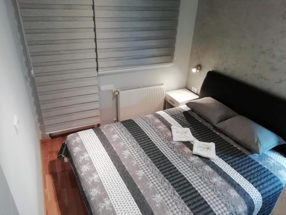 Elena Lux Apartment Uzice Ngoại thất bức ảnh