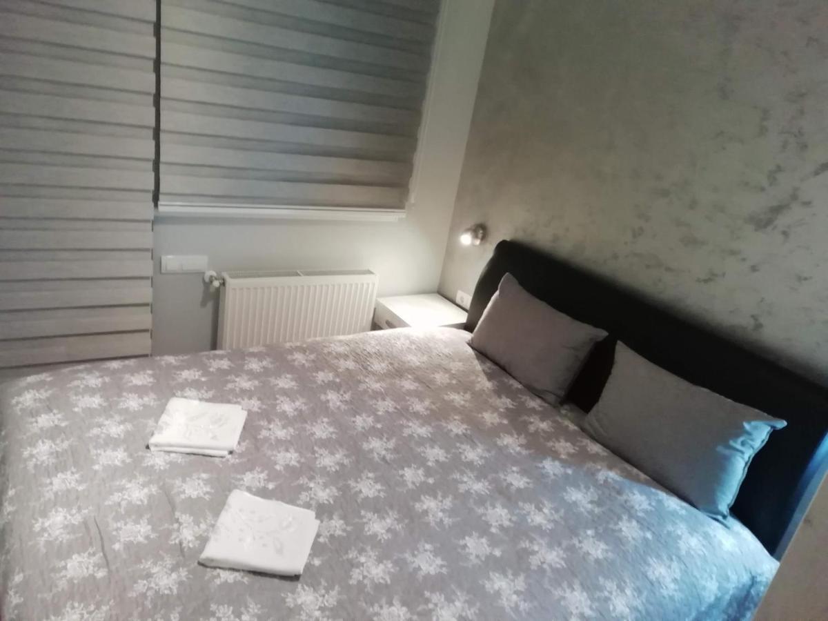 Elena Lux Apartment Uzice Ngoại thất bức ảnh